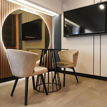 Grandeur Apartments Pula Luaran gambar