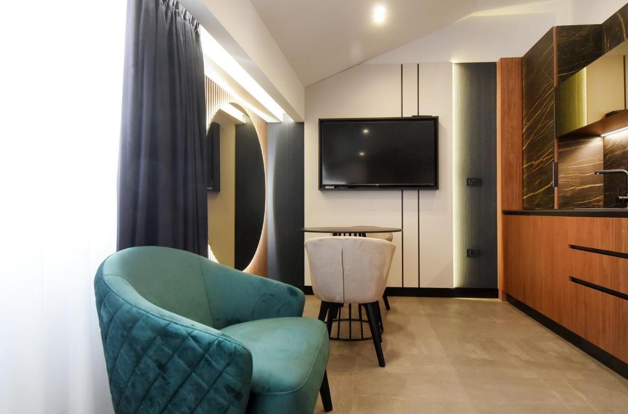 Grandeur Apartments Pula Luaran gambar