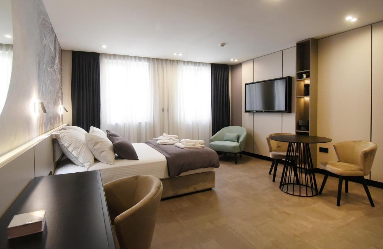 Grandeur Apartments Pula Luaran gambar