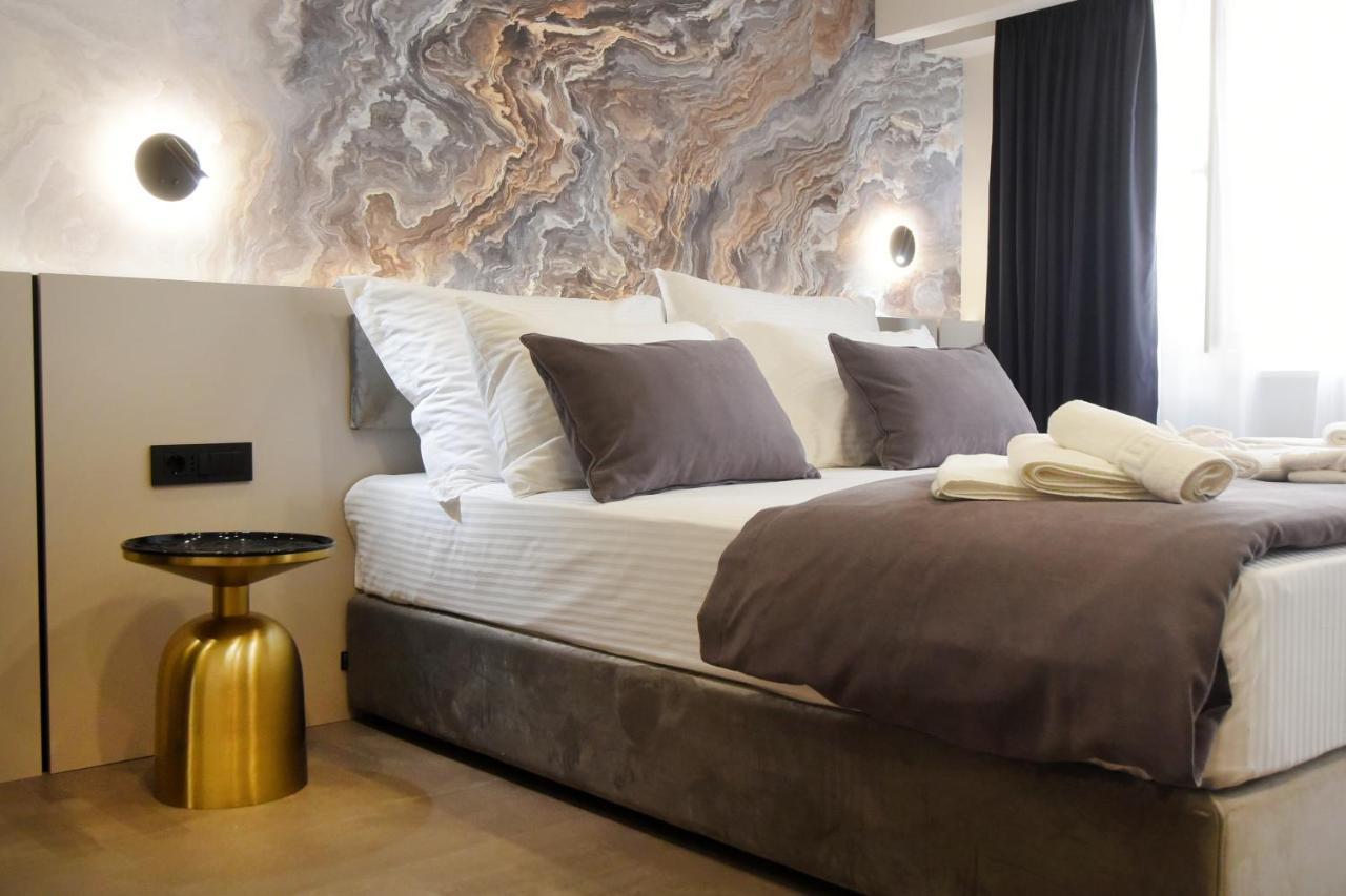 Grandeur Apartments Pula Luaran gambar