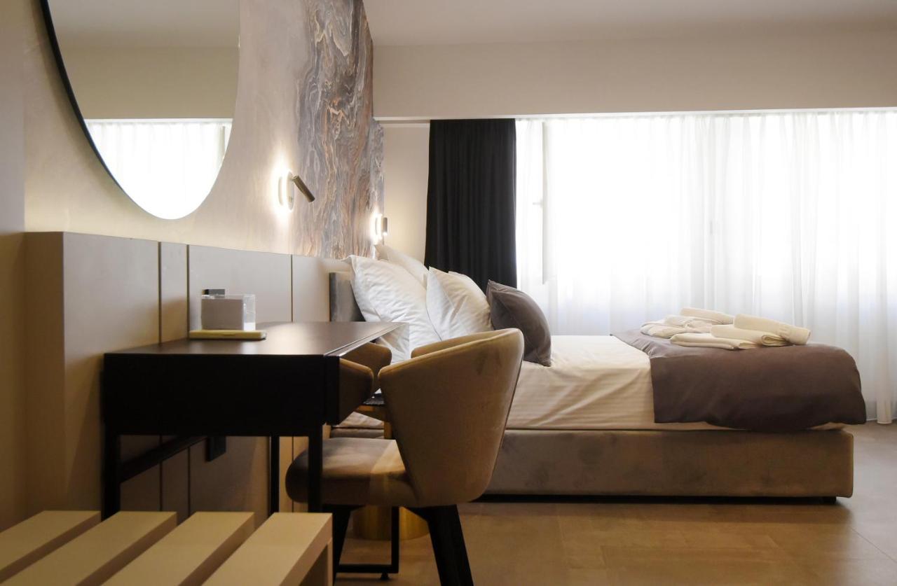 Grandeur Apartments Pula Luaran gambar
