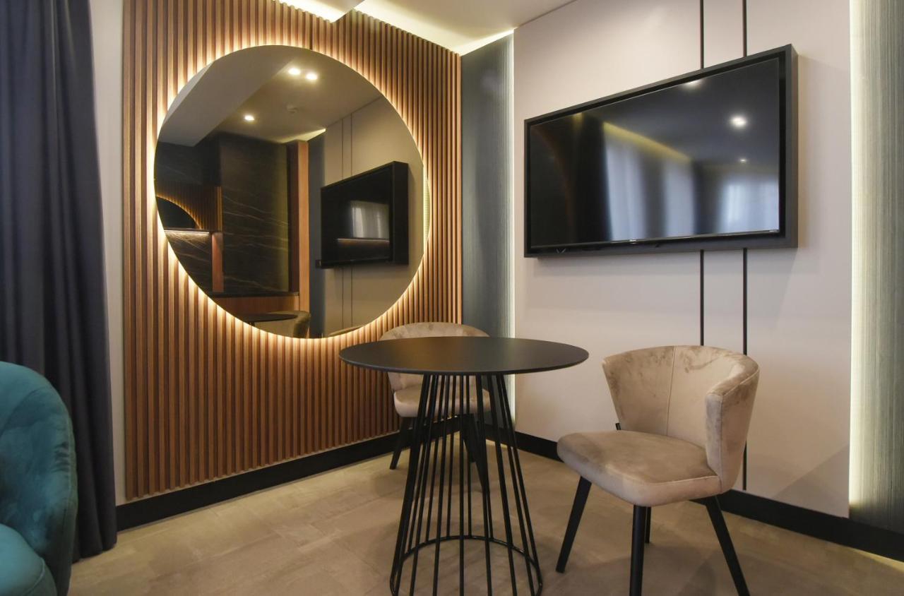 Grandeur Apartments Pula Luaran gambar