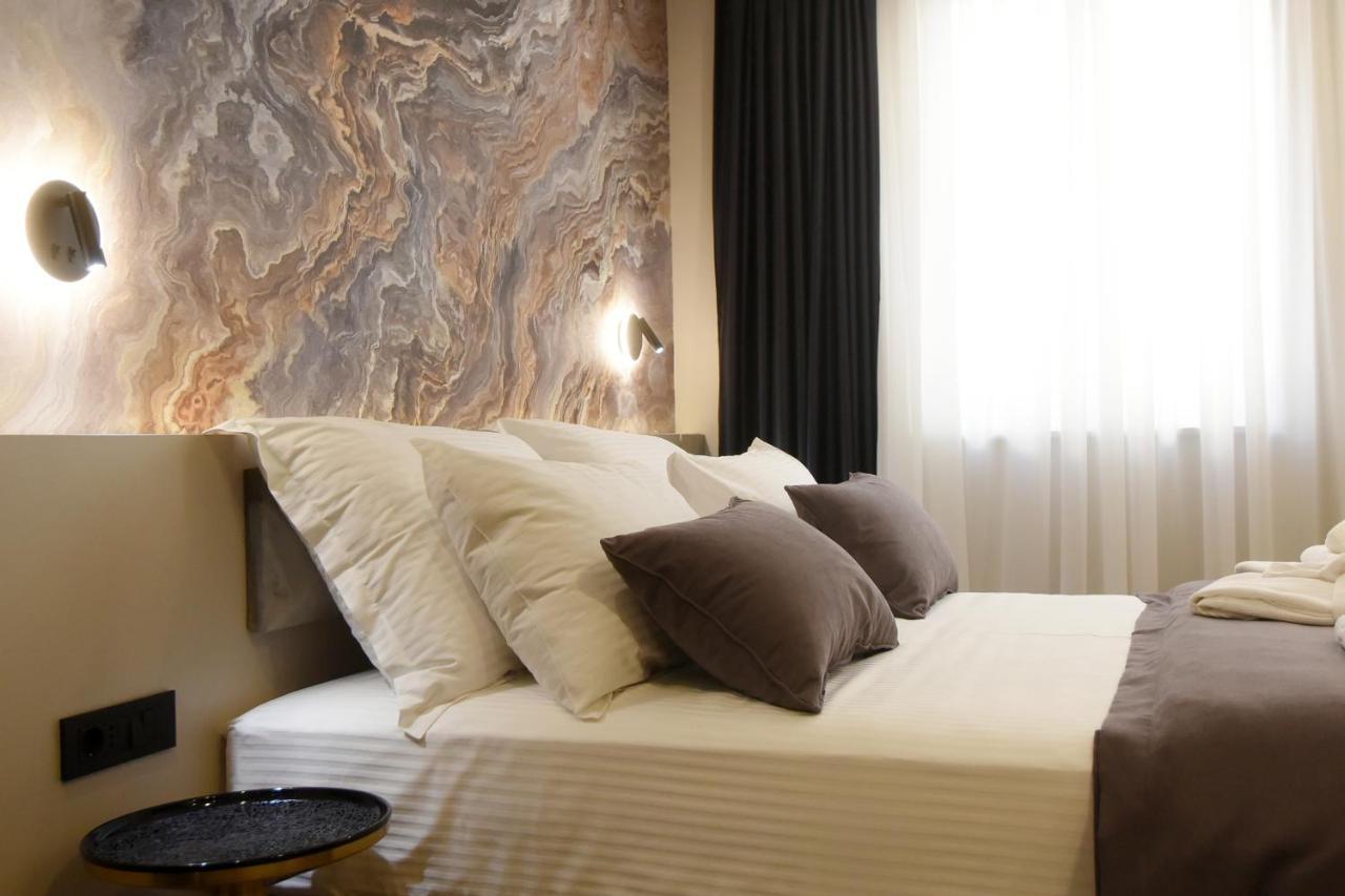Grandeur Apartments Pula Luaran gambar