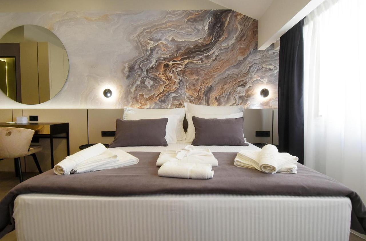 Grandeur Apartments Pula Luaran gambar