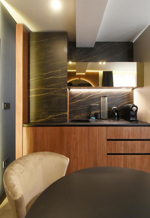 Grandeur Apartments Pula Luaran gambar
