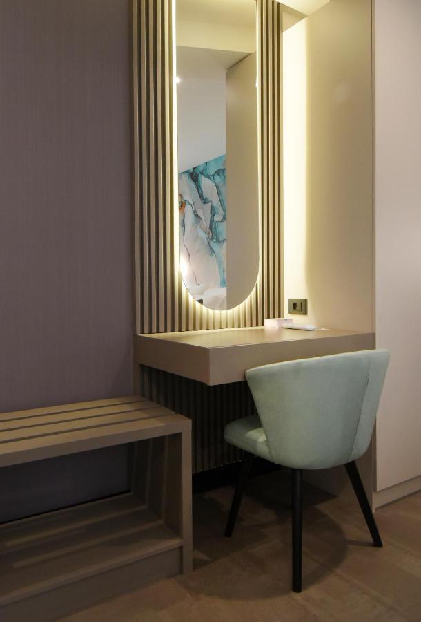 Grandeur Apartments Pula Luaran gambar
