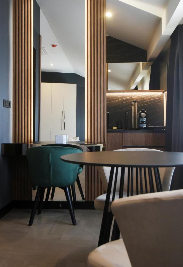 Grandeur Apartments Pula Luaran gambar
