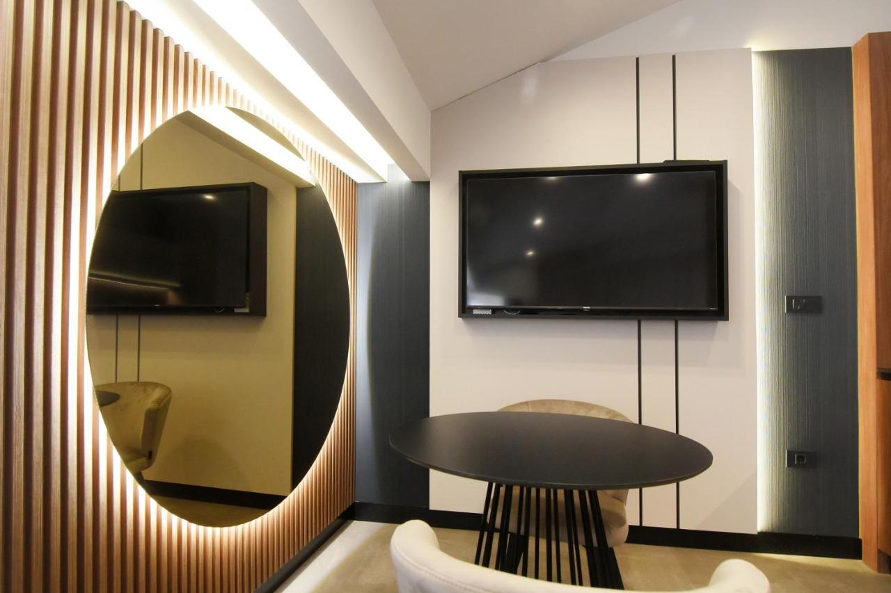 Grandeur Apartments Pula Luaran gambar
